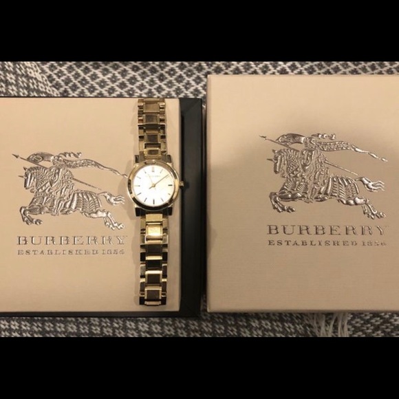 Authentic Burberry Women Watch - Picture 1 of 5
